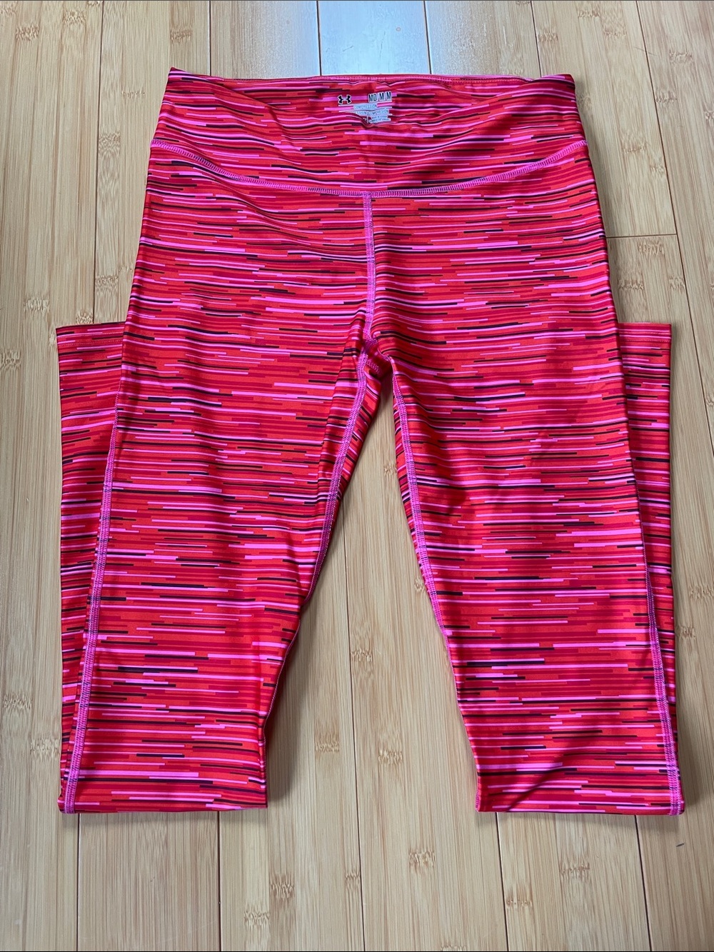 Women’s Under Armour Heat Gear compression workout exercise leggings, like new